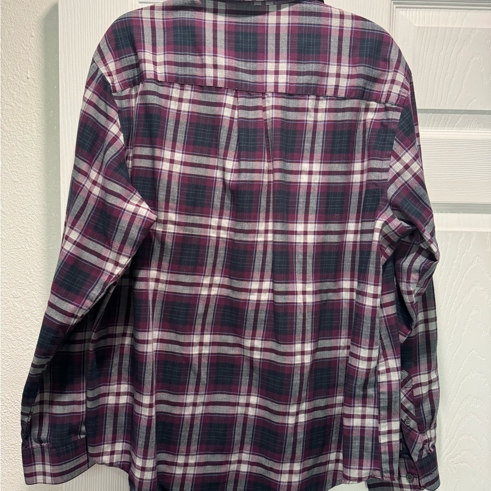Men's Van Heusen Flex Brand Red Plaid Long Sleeve Button Down Shirt 17"-17
1/2 - Picture 2 of 4